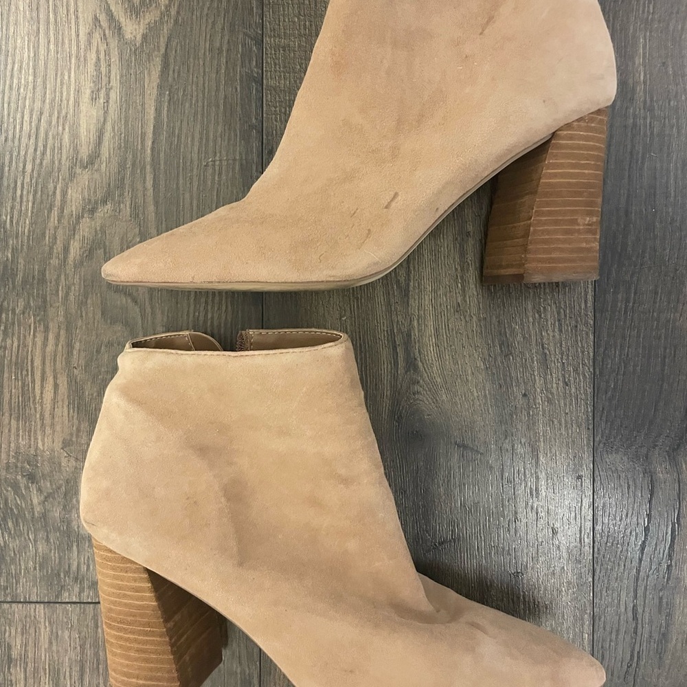 Steve Madden Women's Beige Suede Ankle Boots